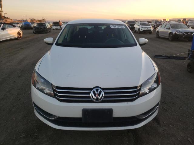 1VWAP7A33CC062767 - 2012 VOLKSWAGEN PASSAT S WHITE photo 5