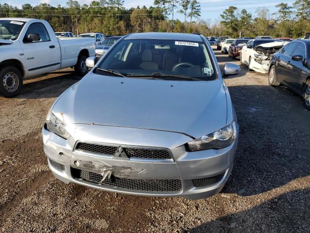 JA32U2FU1FU011298 - 2015 MITSUBISHI LANCER ES SILVER photo 5