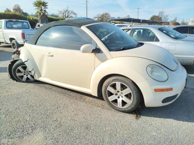 3VWPG31Y56M333121 - 2006 VOLKSWAGEN NEW BEETLE CREAM photo 4