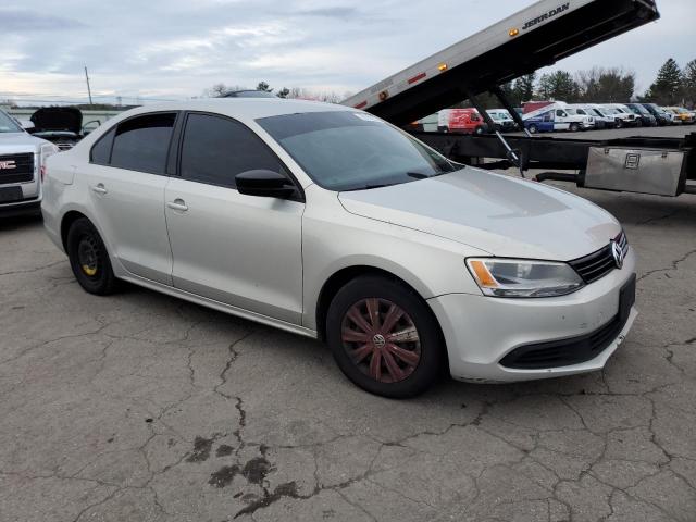 3VW2K7AJ4BM337383 - 2011 VOLKSWAGEN JETTA BASE SILVER photo 4