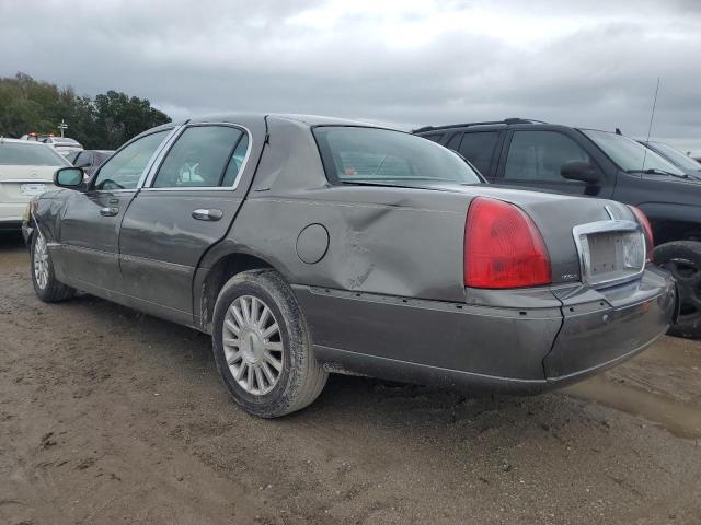 1LNHM81W24Y655286 - 2004 LINCOLN TOWN CAR E GRAY photo 2