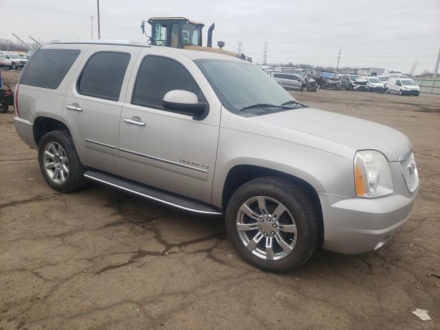 1GKFK03279R220606 - 2009 GMC YUKON DENA SILVER photo 4