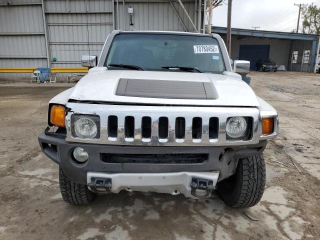 5GTEN13E198116741 - 2009 HUMMER H3 WHITE photo 5