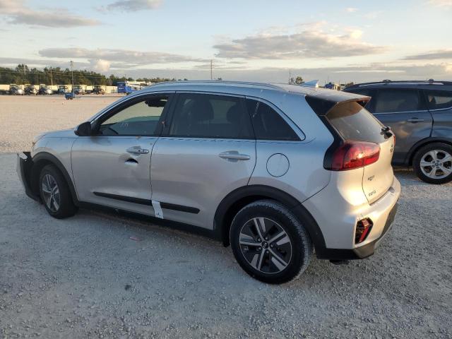 KNDCB3LC6M5471366 - 2021 KIA NIRO LX SILVER photo 2