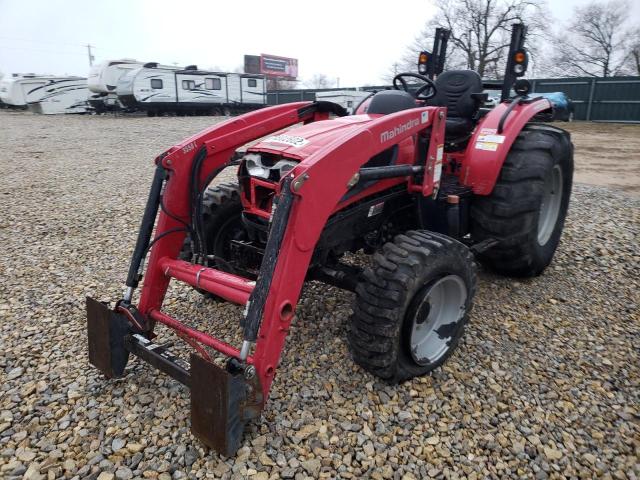 CT1H1024 - 2015 MAHINDRA AND MAHINDRA TRACTOR RED photo 2