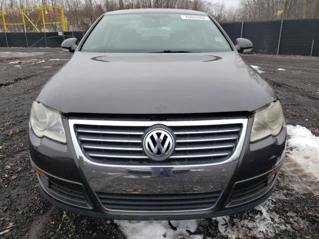 WVWEK73CX8E122832 - 2008 VOLKSWAGEN PASSAT LUX BROWN photo 5