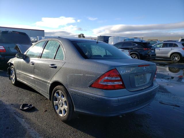 WDBRF54J76F831831 - 2006 MERCEDES-BENZ C 280 GRAY photo 2