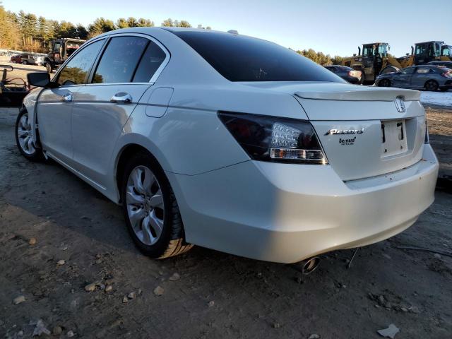 1HGCP3F85AA002704 - 2010 HONDA ACCORD EXL WHITE photo 2