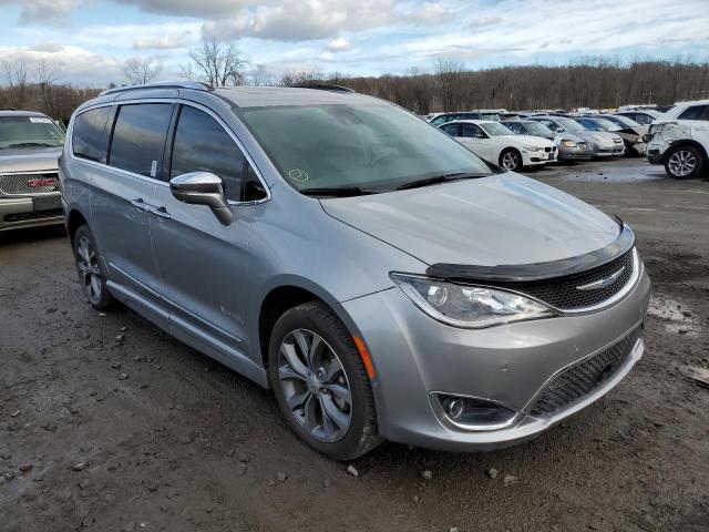 2C4RC1GG6JR182883 - 2018 CHRYSLER PACIFICA L SILVER photo 4