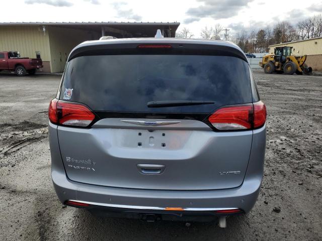 2C4RC1GG6JR182883 - 2018 CHRYSLER PACIFICA L SILVER photo 6