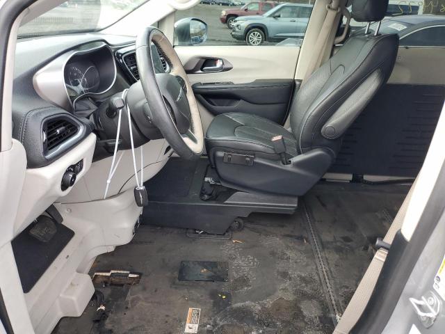 2C4RC1GG6JR182883 - 2018 CHRYSLER PACIFICA L SILVER photo 7