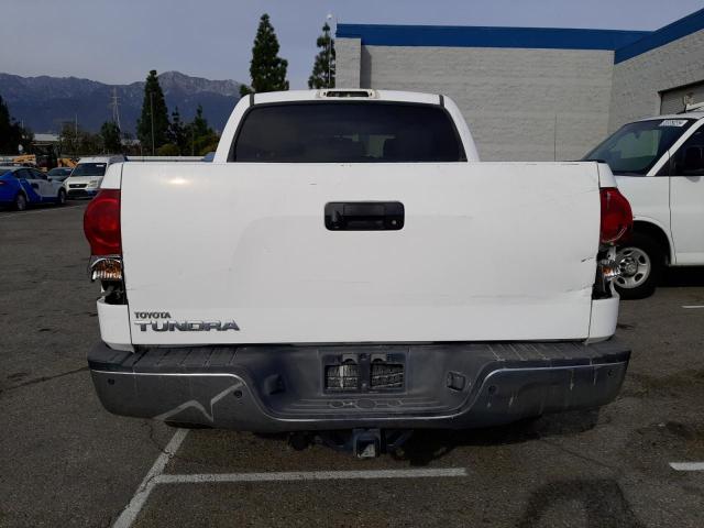 5TBEV58107S463712 - 2007 TOYOTA TUNDRA CRE WHITE photo 6