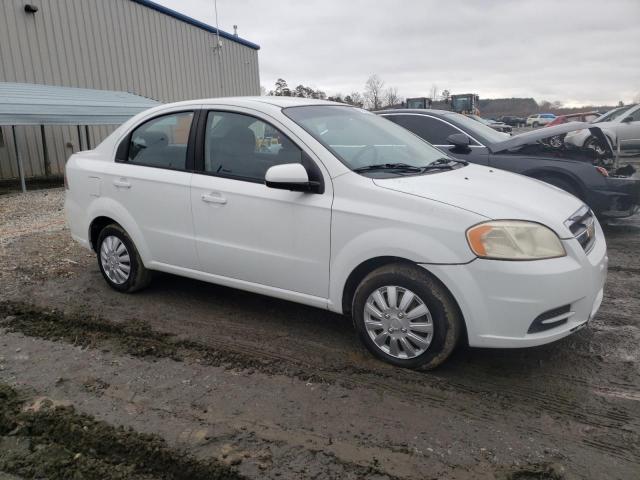 KL1TD5DE4BB134450 - 2011 CHEVROLET AVEO LS WHITE photo 4