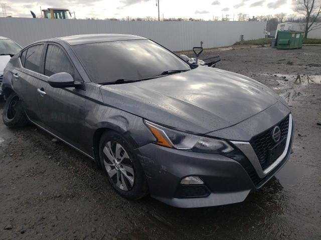 1N4BL4BV7KN317656 - 2019 NISSAN ALTIMA S GRAY photo 4