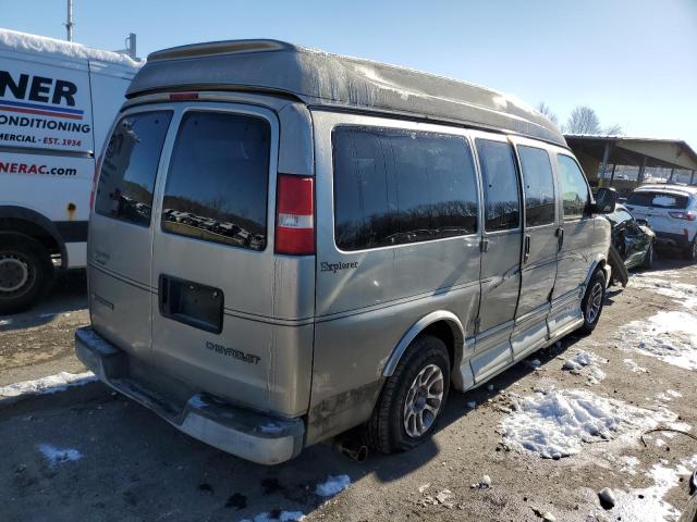 1GBFG15T541145411 - 2004 CHEVROLET EXPRESS SILVER photo 3