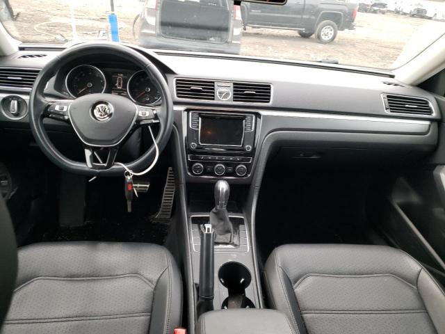 1VWDT7A37HC056910 - 2017 VOLKSWAGEN PASSAT R-L BLUE photo 8