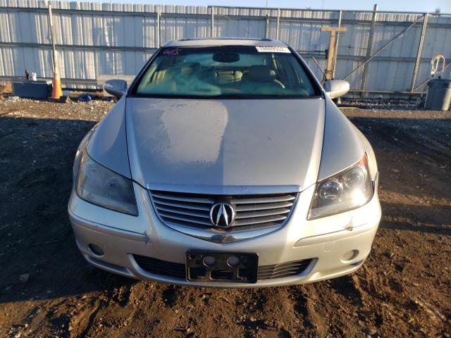 JH4KB16535C005077 - 2005 ACURA RL SILVER photo 5