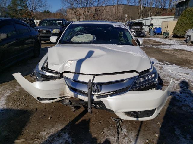 19UDE2F32JA007819 - 2018 ACURA ILX BASE W WHITE photo 5
