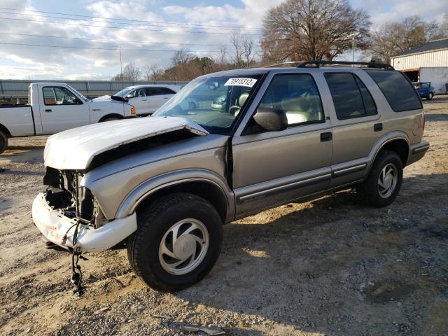 1GNDT13W0X2163106 - 1999 CHEVROLET BLAZER SILVER photo 1