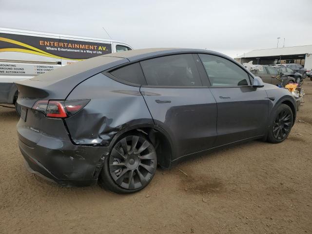 5YJYGDEE4LF046091 - 2020 TESLA MODEL Y GRAY photo 3