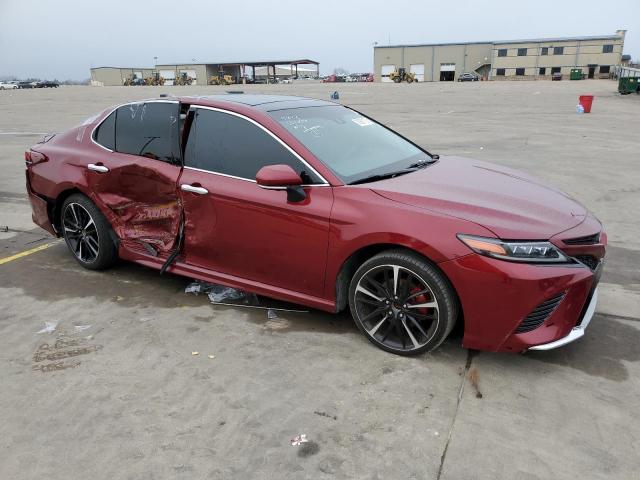 4T1B61HK8JU554296 - 2018 TOYOTA CAMRY XSE BURGUNDY photo 4