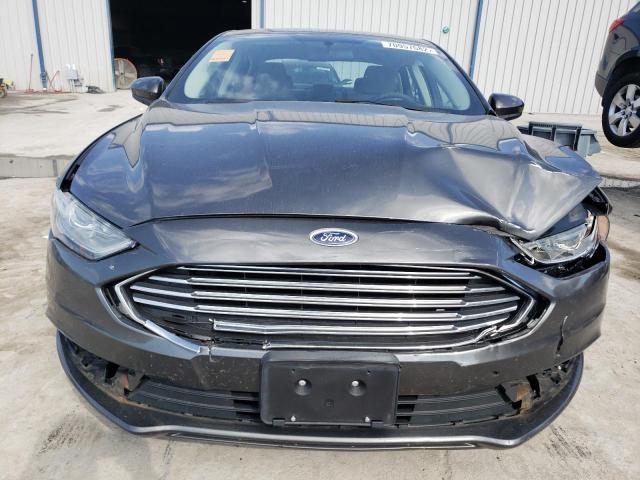 3FA6P0UU1JR100750 - 2018 FORD FUSION S H GRAY photo 5