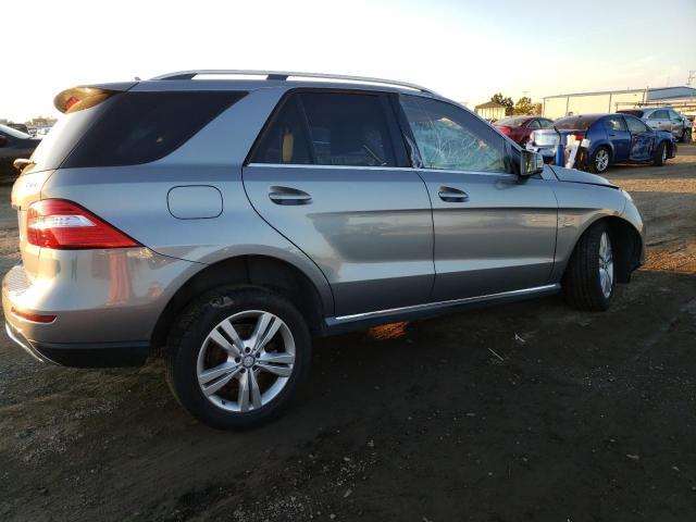 4JGDA5HB9CA030917 - 2012 MERCEDES-BENZ ML 350 4MA GRAY photo 3