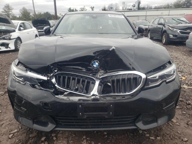 3MW5R7J02M8C07176 - 2021 BMW 330XI BLACK photo 5