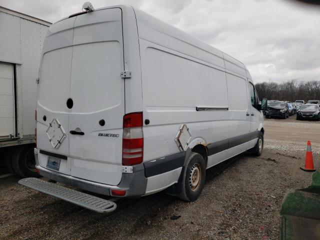 WD3PE8CB3C5677346 - 2012 MERCEDES-BENZ SPRINTER 2 WHITE photo 3