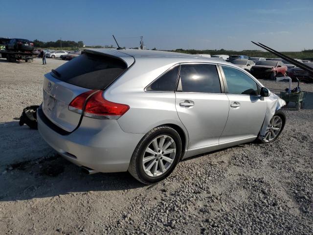 4T3ZA3BB0AU030925 - 2010 TOYOTA VENZA GRAY photo 3