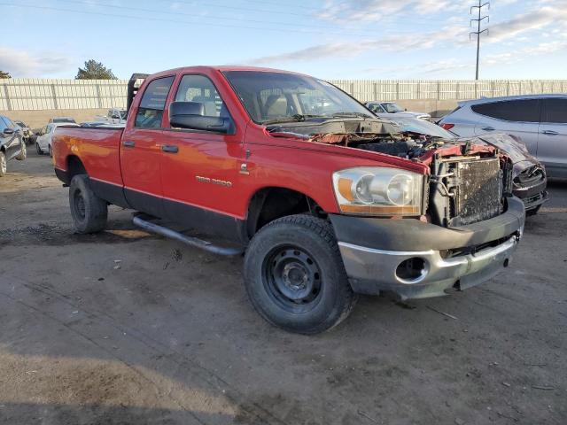 1D7KS28C26J230192 - 2006 DODGE RAM 2500 S წითელი ფოტო 4