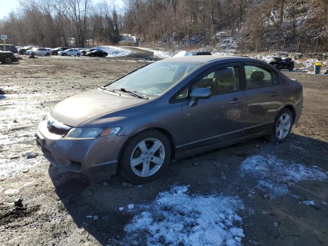 2HGFA1F68BH519564 - 2011 HONDA CIVIC LX-S رمادي صورة 1