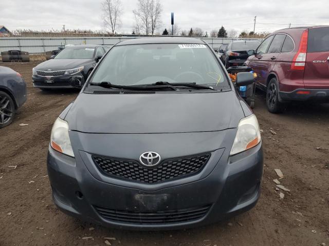 JTDBT903391305661 - 2009 TOYOTA YARIS GRAY photo 5