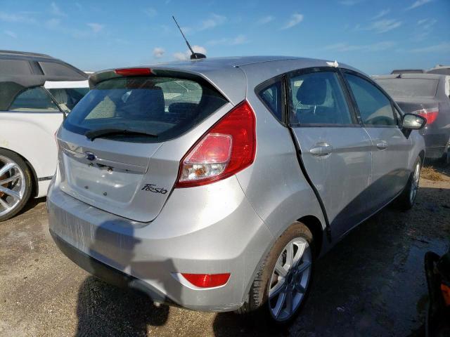 3FADP4EJXKM133554 - 2019 FORD FIESTA SE SILVER photo 4