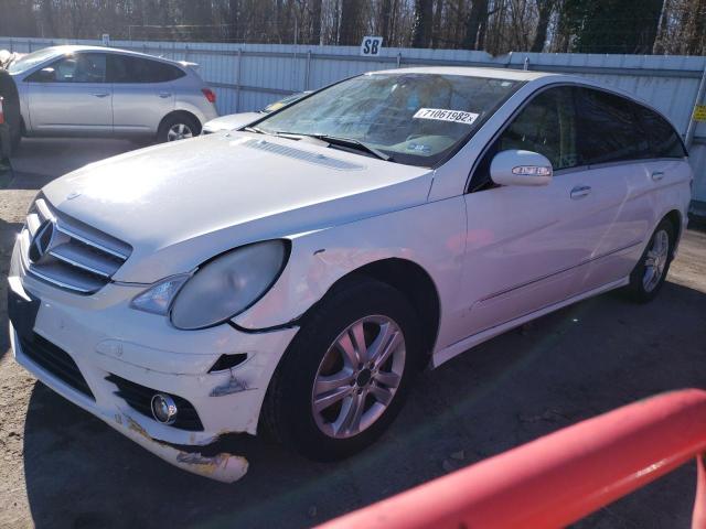 4JGCB65E38A079910 - 2008 MERCEDES-BENZ R 350 WHITE photo 1