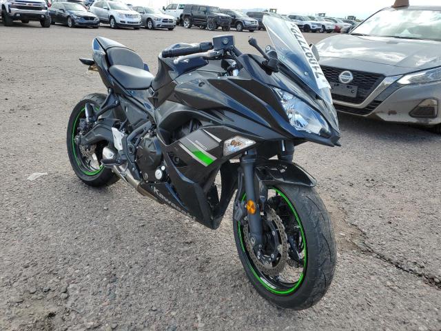 JKAEXEJ10KDA04113 - 2019 KAWASAKI EX650 J შავი ფოტო 1