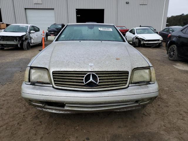 WDBFA67F2WF163130 - 1998 MERCEDES-BENZ SL 500 SILVER photo 5