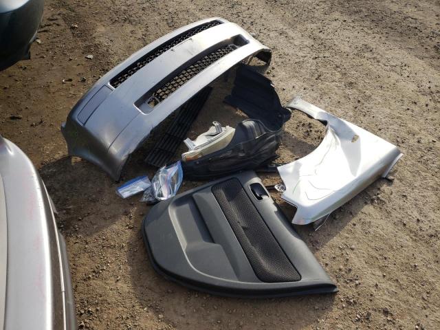 JTLKT324454005756 - 2005 TOYOTA SCION XB 灰色 照片 12