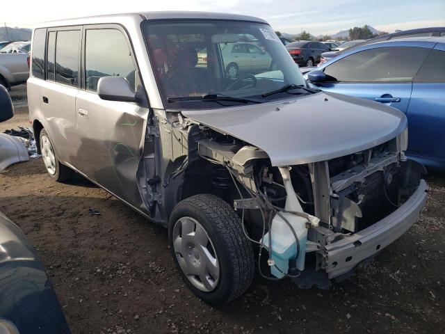 JTLKT324454005756 - 2005 TOYOTA SCION XB 灰色 照片 4