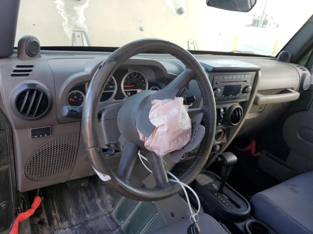 1J8GA59177L****** - 2007 JEEP WRANGLER S მწვანე ფოტო 8