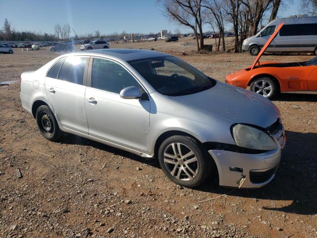 3VWEF71K97M191290 - 2007 VOLKSWAGEN JETTA WOLF SILVER photo 4