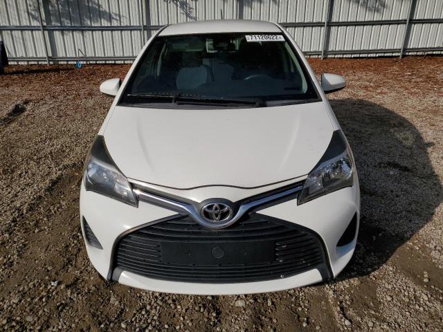 VNKKTUD36HA078484 - 2017 TOYOTA YARIS L WHITE photo 5