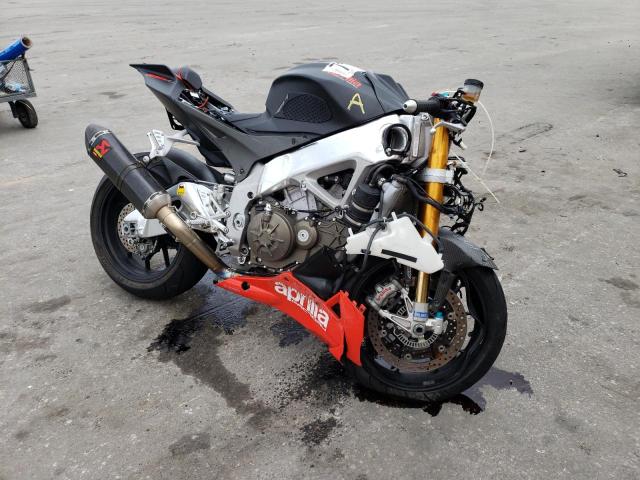 ZD4RKUA23FS000276 - 2015 APRILIA RSV4 R-FAC TWO TONE photo 1