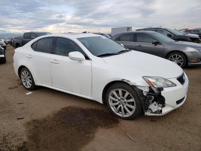 JTHBK262985085067 - 2008 LEXUS IS 250 WHITE photo 4