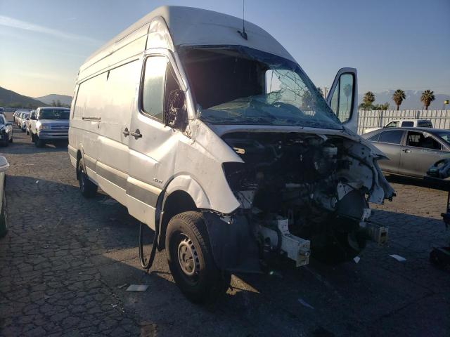 WD3PE8CC0F5993588 - 2015 MERCEDES-BENZ SPRINTER 2 WHITE photo 4