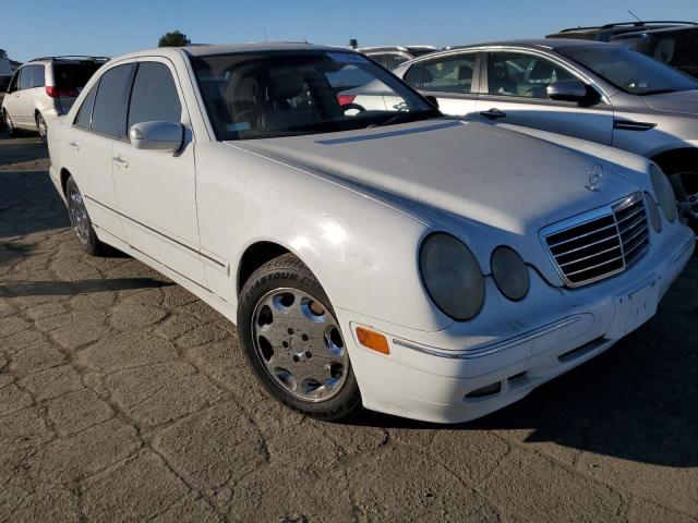 WDBJF65J4YB098505 - 2000 MERCEDES-BENZ E-320 WHITE photo 4