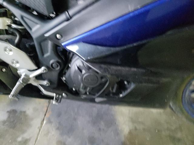 MH3RH17Y9KK002629 - 2019 YAMAHA YZFR3 BLUE photo 7