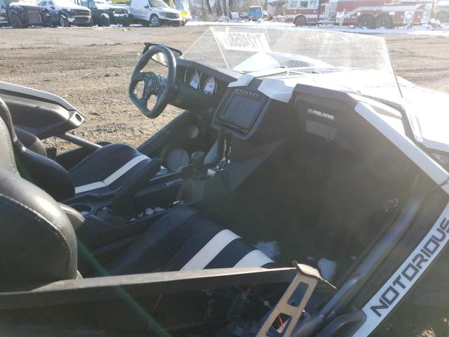 57XAAPFAXK8130552 - 2019 POLARIS SLINGSHOT WHITE photo 5