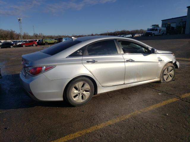 KMHEC4A45DA066190 - 2013 HYUNDAI SONATA HYB SILVER photo 3