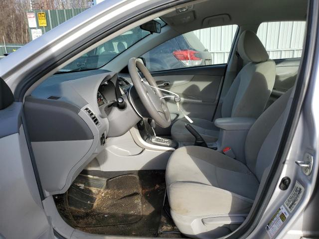 1NXBU4EE9AZ378090 - 2010 TOYOTA COROLLA BA 银色 照片 7